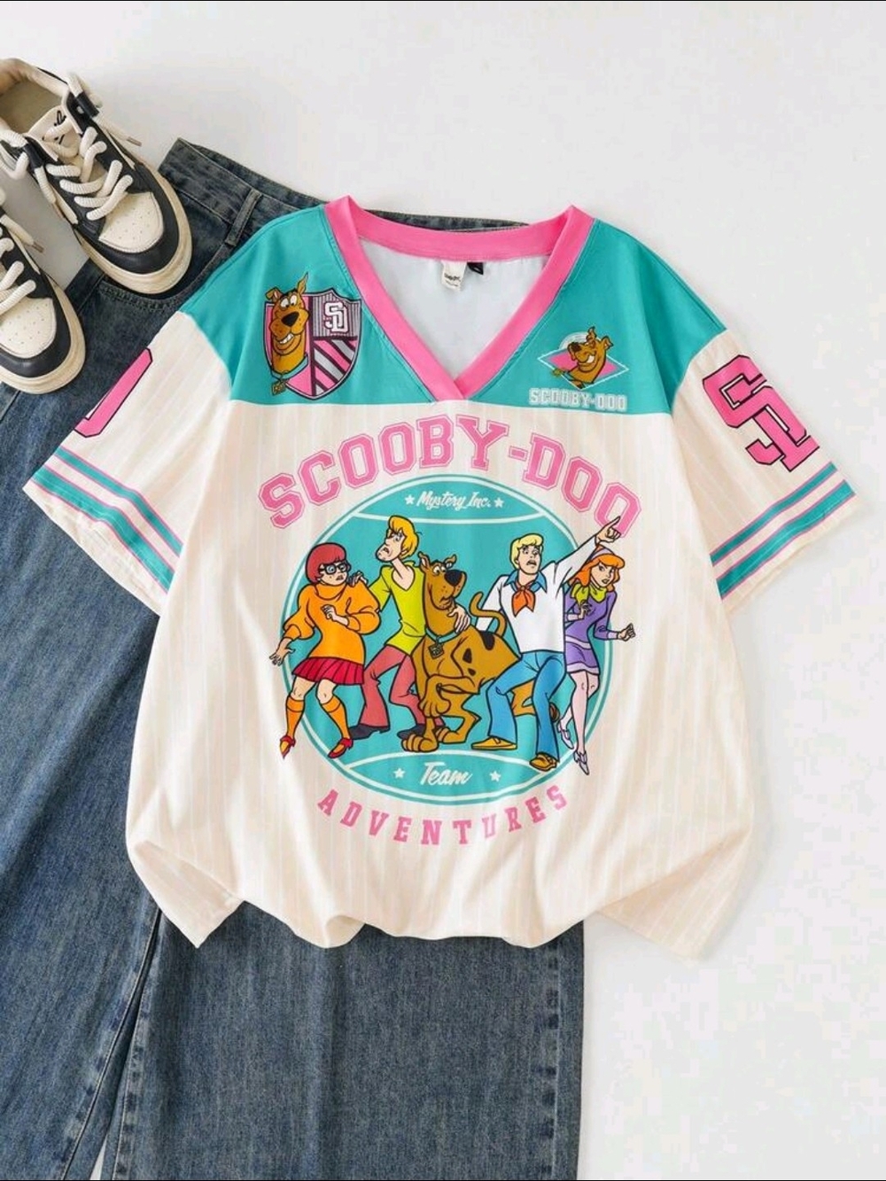 Cartoon Network Scooby-Doo V-Neck Tee in Teal, Pink & White